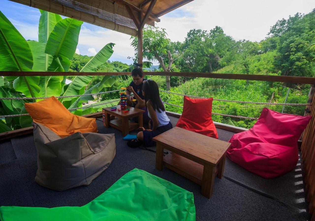 Dorme Tree Pansiyon Labuan Bajo Dış mekan fotoğraf